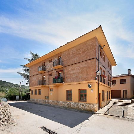 Albergue Sierra De Arbe Naval Eksteriør bilde