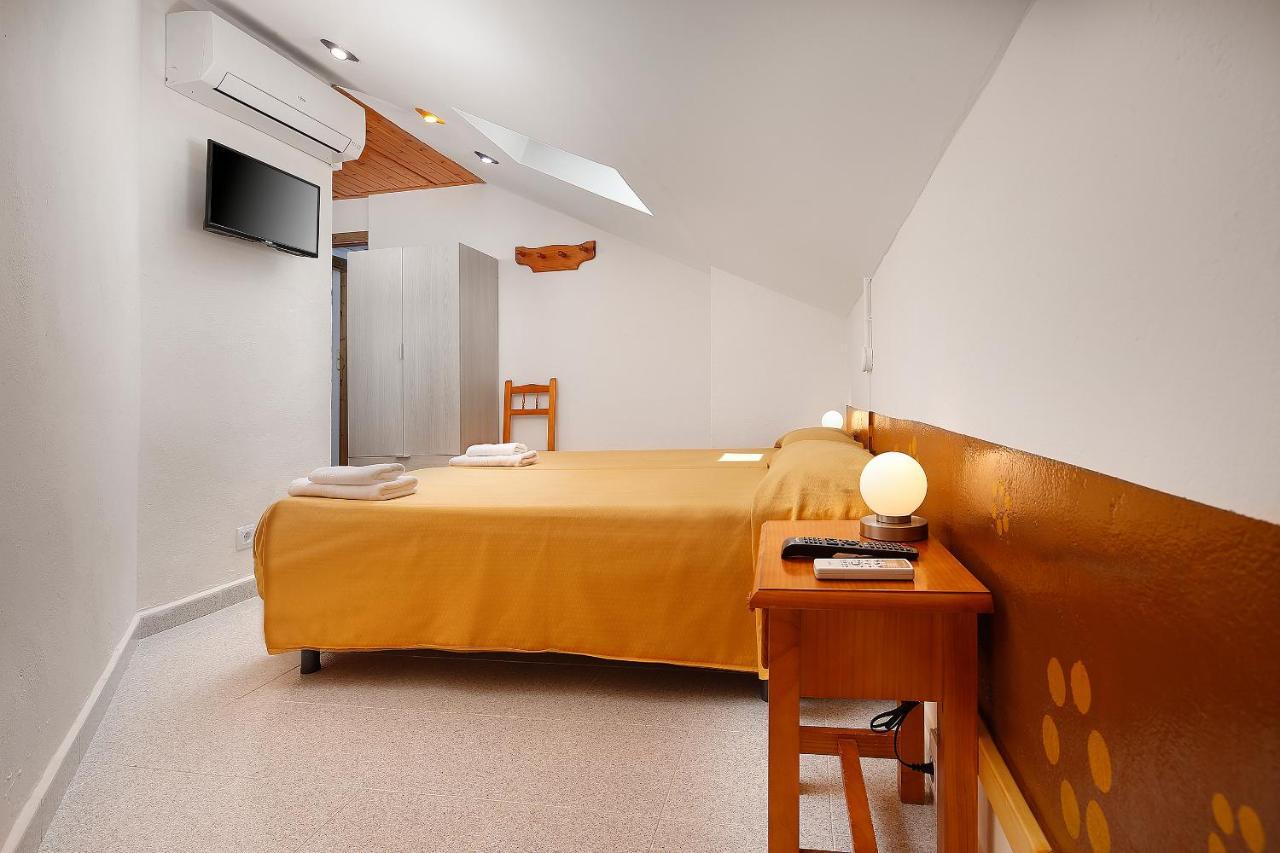 Albergue Sierra De Arbe Naval Rom bilde